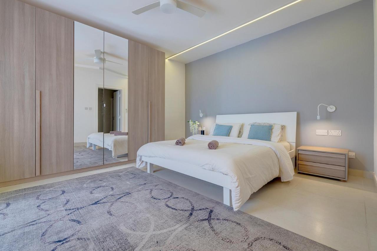 Stunning In A Location With Views Appartement *